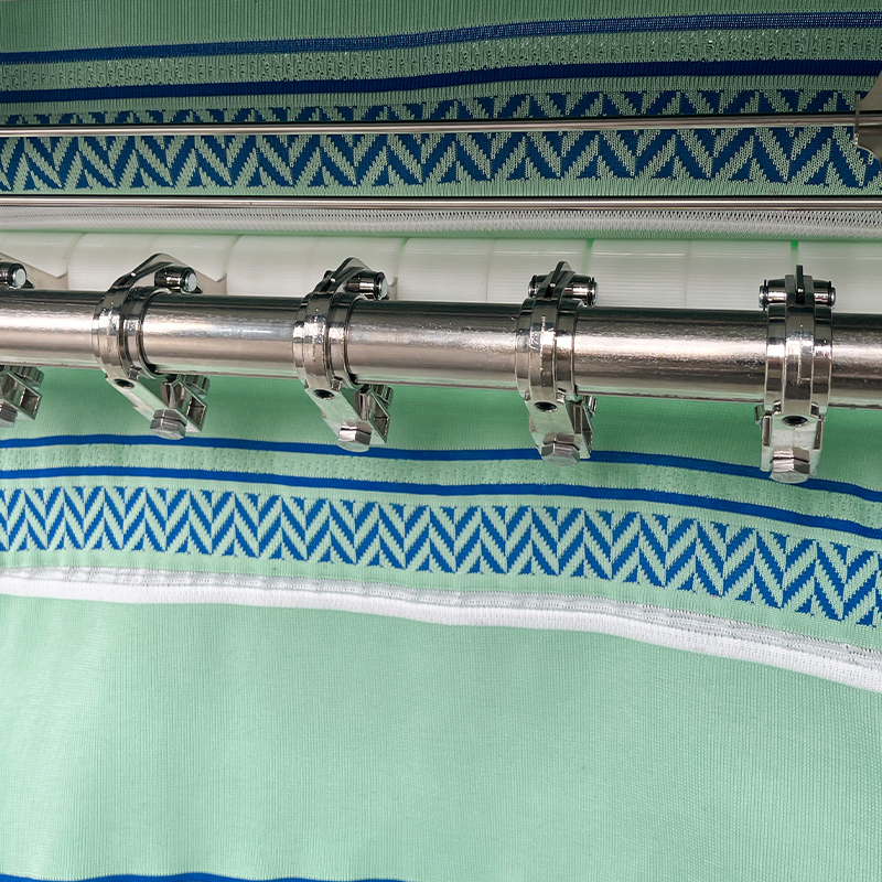 GS-C352 52英寸三系统全功能领针编织机