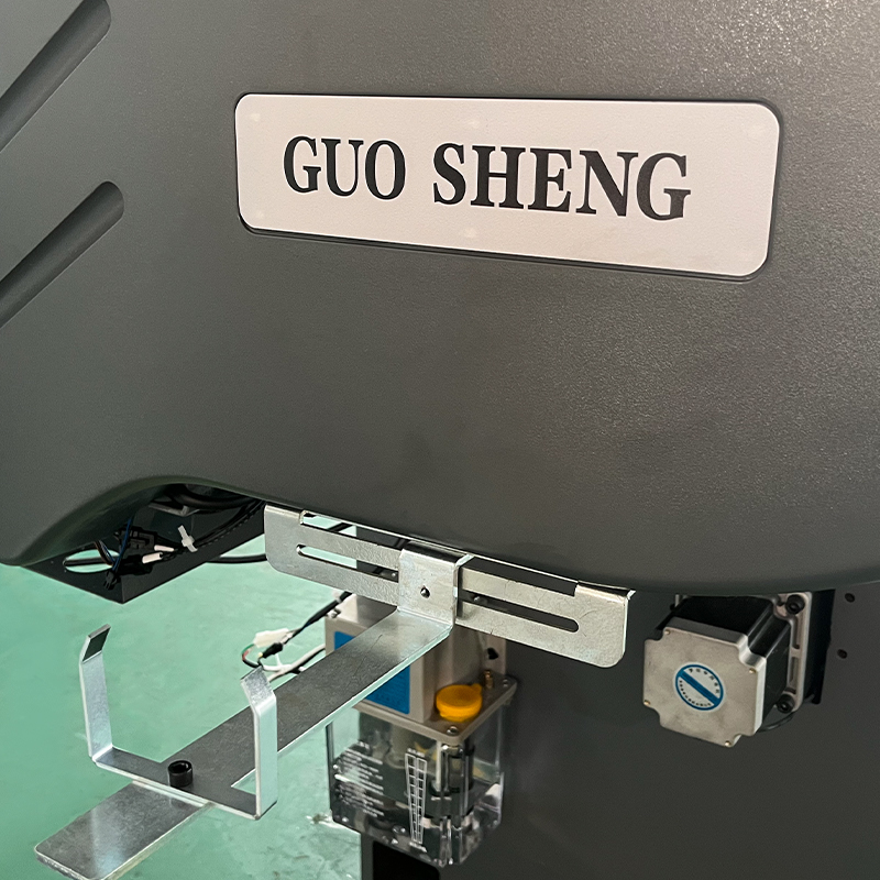 GS-CE352 52英寸三系统领针织机